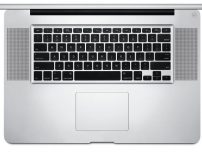 Apple MACBOOK PRO 17 inch i7 NOU 2.2 Ghz/4Gb/750GB SIGILAT! GARANTIE!