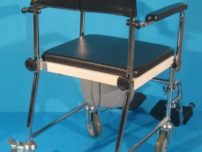 Scaun handicap cu wc (toaleta) cu rotile