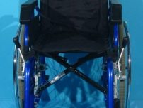 Scaun cu rotile handicap second hand B+B / 37 cm