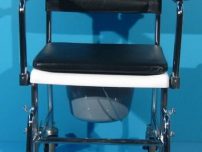 Scaun handicap cu WC Invacare