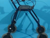 Cadru de mers cu roti second hand Dolomite