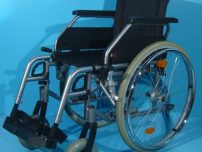 Carucior handicap second hand/ latime sezut 36 cm