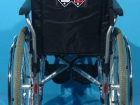 Carucior handicap second hand/ latime sezut 36 cm