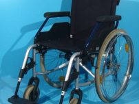 Scaun cu rotile second hand Meyra / latime sezut 44 cm