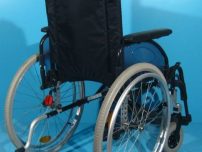 Scaun handicapati din aluminiu Invacare