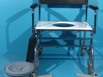 Scaun cu WC second hand Meyra / latime sezut 62 cm