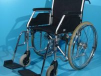 Scaun handicap si dizabilitati second hand / latime sezut 45 cm