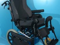 Scaun handicap nepliabil second hand Invacare / 42 cm