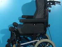 Scaun handicap nepliabil second hand Invacare / 42 cm