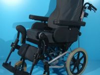 Scaun handicap nepliabil second hand Invacare / 42 cm