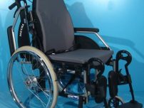 Scaun handicap nepliabil second hand Meyra / 44 cm