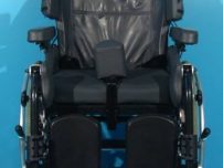 Nepliabil scaun cu rotile second hand Breezy / 44 cm