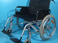 Scaune handicap care suporta peste 200kg