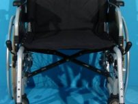 Scaun cu rotile second hand care suporta 130kg / latime sezut 50 cm