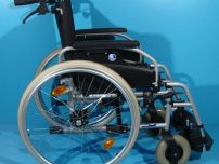 Scaun cu rotile second hand care suporta 130kg / latime sezut 50 cm