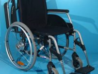 Fotoliu rulant pentru handicap second hand- sezutul 45 cm