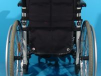 Scaun handicap rulant second hand Invacare sezut de 42 cm