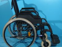 Scaun handicap din otel Breezy / latime sezut 39 cm