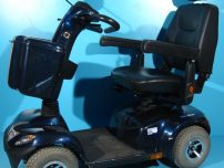 Scuter electric Invacare Orion cu cos de cumparaturi