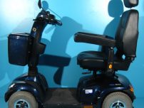 Scuter electric Invacare Orion cu cos de cumparaturi