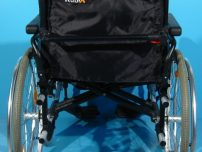 Oferim spre vanzare  rulant Breezy / latime sezut 52 cm