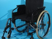 Scaun cu rotile cu un singur suport picior din aluminiu Sopur