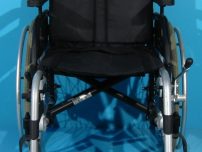 Vindem rulant pentru handicapati Breezy / latime sezut 45 cm