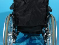 Vindem rulant pentru handicapati Breezy / latime sezut 45 cm