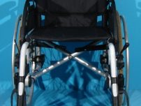 Promo la vanzare fotoliu handicap din aluminiu B+B / 43 cm