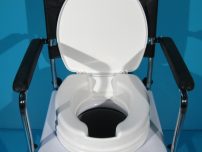 Scaun WC cu inaltator second hand Invacare