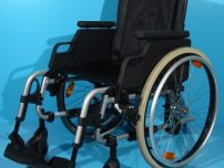 Rulant handicap aluminiu Sopur-cu cotiere diferite ca model