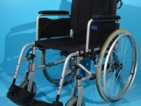 Scaun cu rotile fara frane pt insotitor Invacare / 46 cm