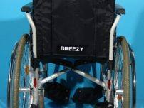 Scaun cu rotile fabricat in Europa- Breezy /sezut 40 cm