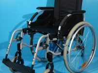Carucior pentru invalizi second Invacare (sezut 40 cm)