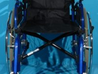 Scaun cu rotile cu cotiere reglabile Uniroll / sezut 43 cm