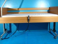 Pat electric pentru ingrijire pacienti cu trei sectiuni second hand Aks