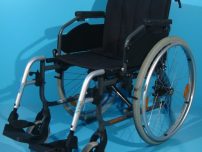 Scaun handicap second hand Handicare made in Norvegia