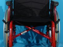 Carucior cu cadru rosu din aluminiu Meyra /sezut 48 cm