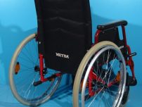 Carucior cu cadru rosu din aluminiu Meyra /sezut 48 cm