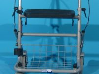Cadru de mers cu roti (rollator).