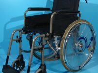 Scaun cu rotile handicap