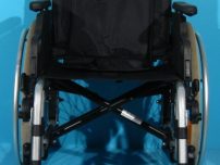 Scaun cu rotile din aluminiu( second hand).