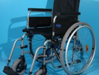Scaun cu rotile second hand Invacare-latime sezut 38 cm.