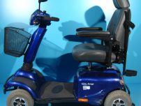 Scuter electric second hand Invacare Auriga.