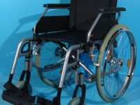 Carucior cu rotile B+B second hand/latime sezut 42 cm.