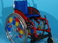 Scaun cu rotile pentru copii/latime sezut 28 cm SOPUR