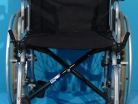 Scaun cu rotile second hand Invacare/latime sezut 45 cm.