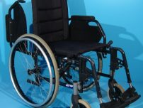 Scaun cu rotile second hand/latime sezut 40 cm