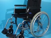 Carucior handicap second hand/latime sezut 46 cm