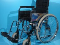 Scaun handicap second hand/latime sezut 38 cm